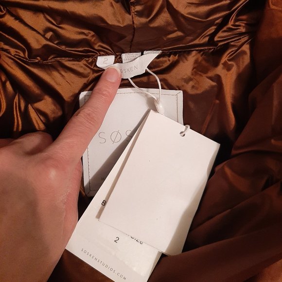 NWT Sosken Studios Oversized Brown Puffer - Picture 2 of 5